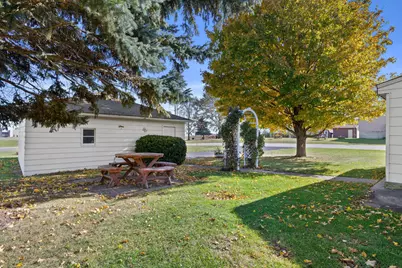 4230  Michel Ct, Racine, WI 53126 - Photo 14