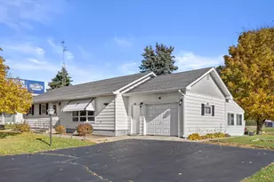 4230 Michel Ct, Racine, WI 53126 - Photo 10