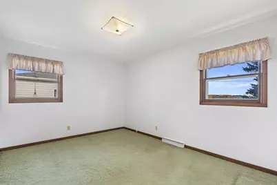 4230  Michel Ct, Racine, WI 53126 - Photo 34