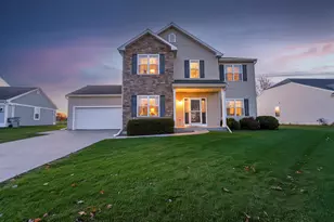 9531 W Parkland Ct, Milwaukee, WI 53224 - Photo 2