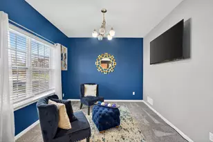 9531 W Parkland Ct, Milwaukee, WI 53224 - Photo 4