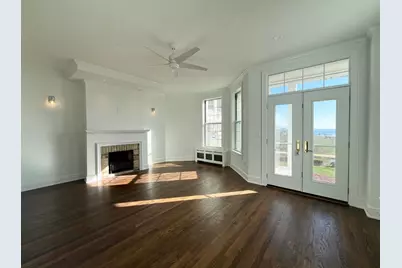 1228 E Juneau Ave #4, Milwaukee, WI 53202 - Photo 6