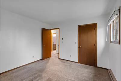 516  Marshal Ct #B, West Bend, WI 53090 - Photo 8