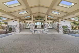 701 Country Club Dr, Fontana, WI 53125 - Photo 40