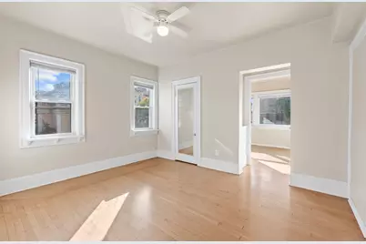 1115 E Knapp St #2, Milwaukee, WI 53202 - Photo 18