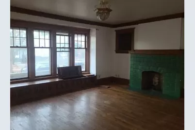 2377 N 44th St, Milwaukee, WI 53210 - Photo 2