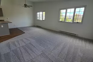 1435 Sun Valley Dr, Racine, WI 53406 - Photo 6