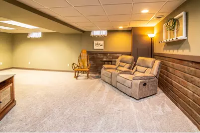 1509  Hillside Ln, Watertown, WI 53098 - Photo 8