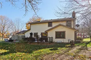 9740 W Huntington Dr, Mequon, WI 53097 - Photo 38