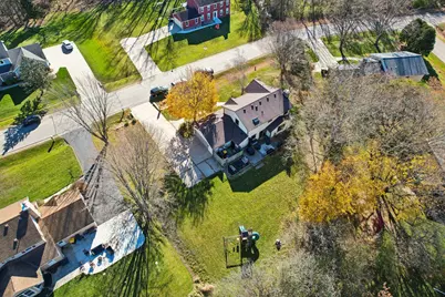 9740 W Huntington Dr, Mequon, WI 53097 - Photo 44
