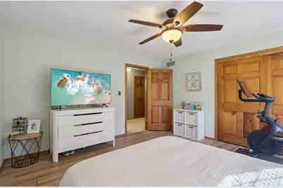 9740 W Huntington Dr, Mequon, WI 53097 - Photo 34