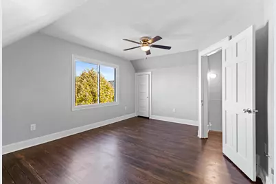 5529 W Rogers St, West Allis, WI 53219 - Photo 14