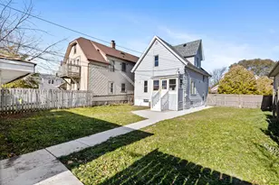 5529 W Rogers St, West Allis, WI 53219 - Photo 24
