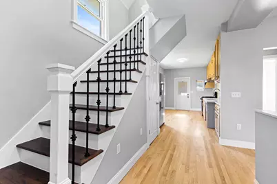 5529 W Rogers St, West Allis, WI 53219 - Photo 6