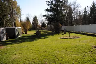 457 W Ann St, Whitewater, WI 53190 - Photo 2