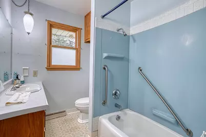 W139N6995  Bay Ridge Ln, Menomonee Falls, WI 53051 - Photo 24