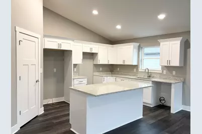 6351  Kinzie Ave, Racine, WI 53406 - Photo 2