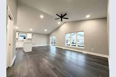 6351  Kinzie Ave, Racine, WI 53406 - Photo 1