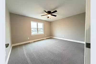 6351  Kinzie Ave, Racine, WI 53406 - Photo 8