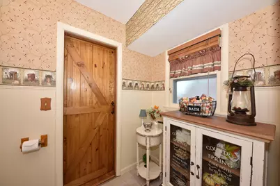 9602 W Arthur Ave, West Allis, WI 53227 - Photo 12