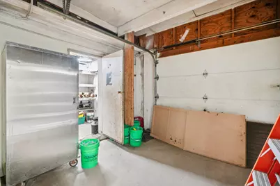 8415 W Burleigh St #8421, Milwaukee, WI 53222 - Photo 38