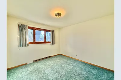 442  Oakland Ln, Elkhorn, WI 53121 - Photo 18