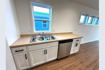 1059  Fairway Ct, Sheboygan Falls, WI 53085 - Photo 8