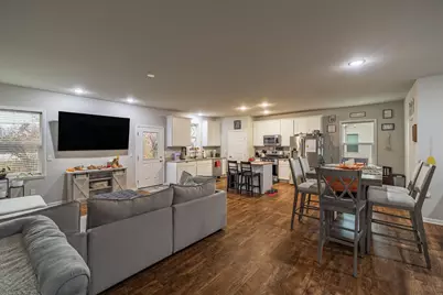 825 E Superior Dr, Fulton, WI 53534 - Photo 10