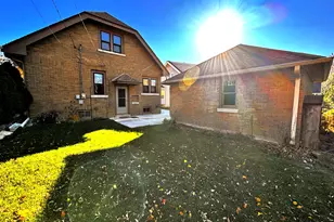 1751 N 60th St, Wauwatosa, WI 53208 - Photo 4