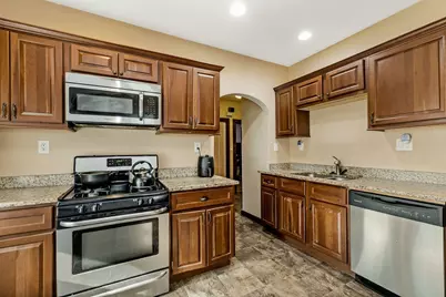 1610 N Hawley Rd, Milwaukee, WI 53208 - Photo 10