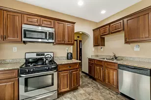 1610 N Hawley Rd, Milwaukee, WI 53208 - Photo 10