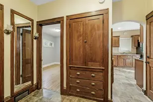 1610 N Hawley Rd, Milwaukee, WI 53208 - Photo 12