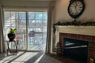 636 Pewaukee Rd, Pewaukee, WI 53072 - Photo 4