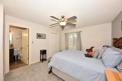 636  Pewaukee Rd #H, Pewaukee, WI 53072 - Photo 16