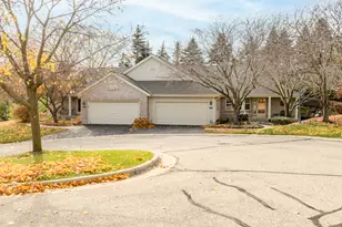 675 Charleston Ct, Brookfield, WI 53045 - Photo 48