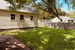 5482 N 58th St, Milwaukee, WI 53218 - Photo 10