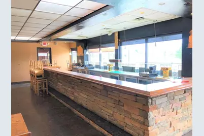 10 W Evergreen Pkwy #1, Elkhorn, WI 53121 - Photo 2