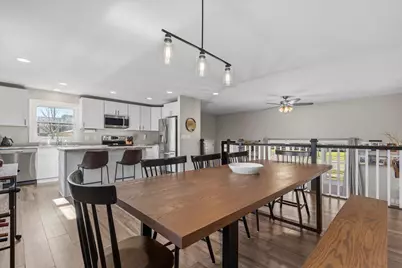 787  Sheridan Dr, West Bend, WI 53095 - Photo 12