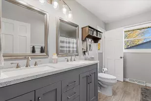 787 Sheridan Dr, West Bend, WI 53095 - Photo 20