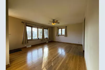 N88W17868 N Christman Rd, Menomonee Falls, WI 53051 - Photo 6