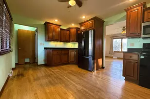 N88W17868 N Christman Rd, Menomonee Falls, WI 53051 - Photo 2