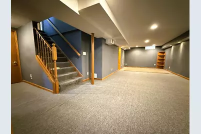 N88W17868 N Christman Rd, Menomonee Falls, WI 53051 - Photo 20