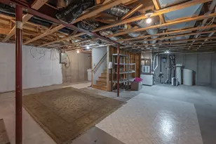 653 Hartford Square, Hartford, WI 53027 - Photo 32