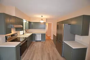 119 S 4th St, Whitewater, WI 53190 - Photo 6