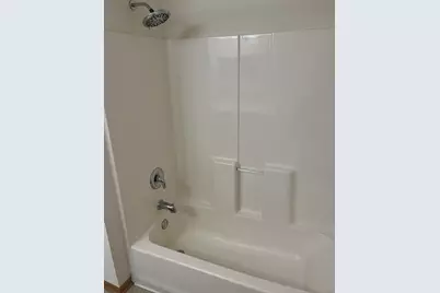 W1060  Marietta Ave #112, Ixonia, WI 53036 - Photo 8