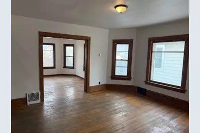 6034  25th Ave, Kenosha, WI 53143 - Photo 4