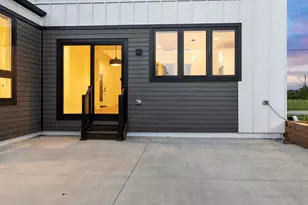 4192 E Lake Vista Blvd, Oak Creek, WI 53154 - Photo 52