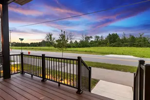 4192 E Lake Vista Blvd, Oak Creek, WI 53154 - Photo 4