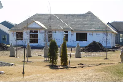 792 N Sparrow Way, Grafton, WI 53024 - Photo 4