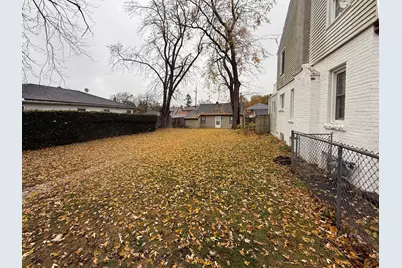 4268 N 69th St, Milwaukee, WI 53216 - Photo 6